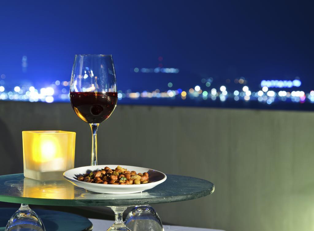 Sunset Beach Apartments Tel Aviv Eksteriør bilde